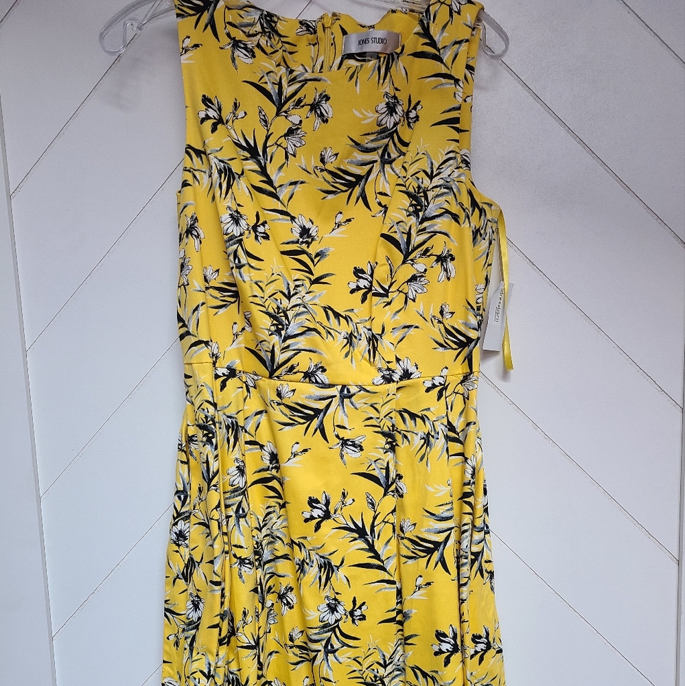 Yellow floral dress with belt tie